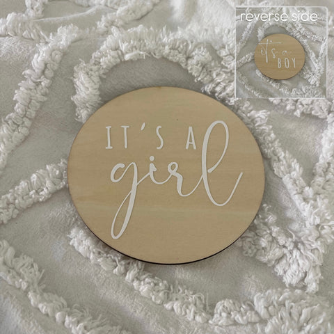 Simple “it’s a girl / it’s a boy” Dual-Sided Milestone Disc
