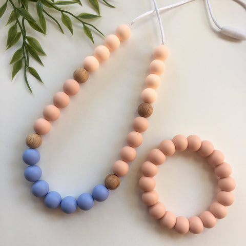 Winter Silicone & Beech Wood Mum Necklace